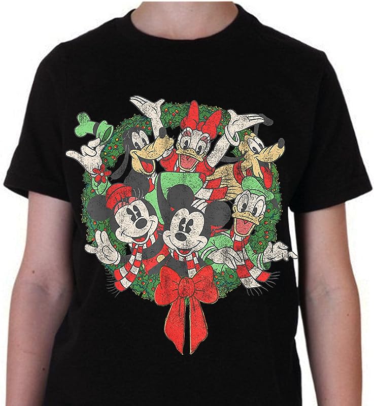 Disney Christmas Wreath T-Shirts for Group Photos – Perfect Gift Idea! Disney Christmas Wreath T-Shirts for Group Photos – Perfect Gift Idea!